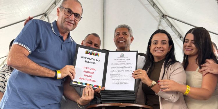 Governador autoriza licitação para pavimentação da BA-549, de Apuarema à Baixa Alegre, solicitada por Hassan