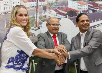Nildo Piropo rebate matéria de blog, e nega insatisfação dos vereadores com a prefeita Edione