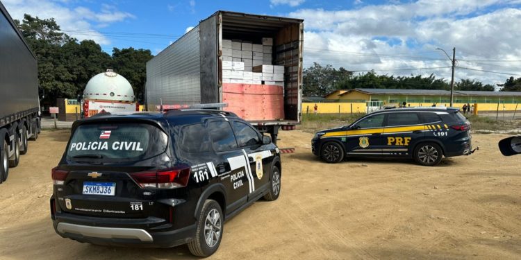 Em ação conjunta, Polícia Civil e PRF recuperam carga roubada avaliada em R$ 600 mil em Vitória da Conquista