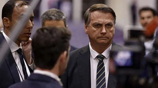 PF faz operação contra Bolsonaro; ex-presidente será monitorado com tornozeleira eletrônica