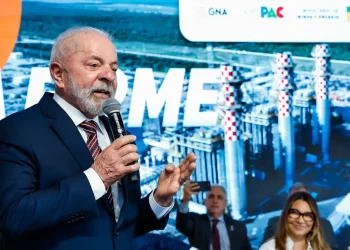 51% desaprovam governo Lula e 46% aprovam, diz pesquisa da Quaest