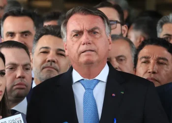 PGR defende reforço de policiamento perto da casa de Bolsonaro
