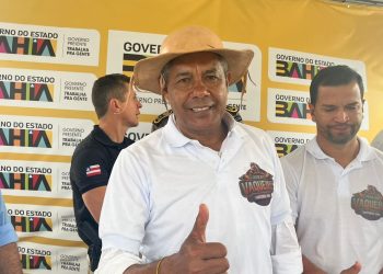 Jerônimo autoriza projeto para pavimentação de estrada que liga Cravolândia a BR-420, na Lagoa Queimada