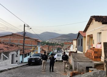 Operação Castelo de Cartas cumpre mandados contra grupo criminoso em Jequié