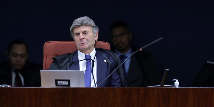 Fachin autoriza Fux a mudar para a Segunda Turma do STF
