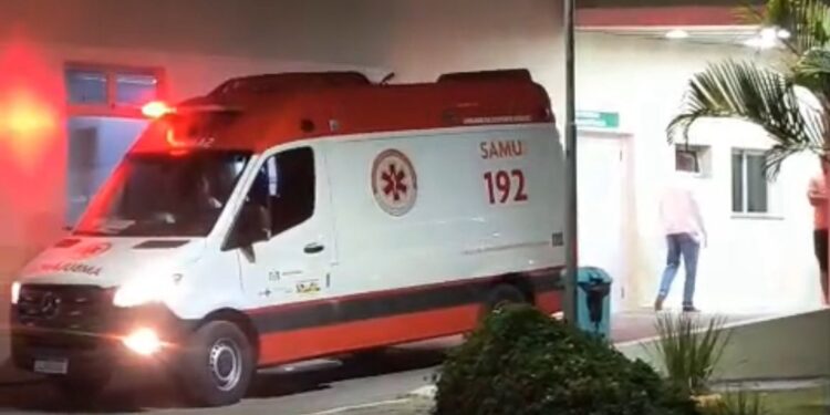 Dois homens são baleados em frente a bar em Jaguaquara; Polícia Civil investiga o caso