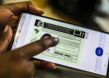 Contran acaba com obrigatoriedade de aulas em autoescolas para tirar a CNH