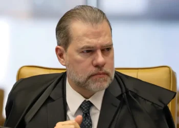 Polícia Federal pede a suspeição de Toffoli no inquérito do Banco Master