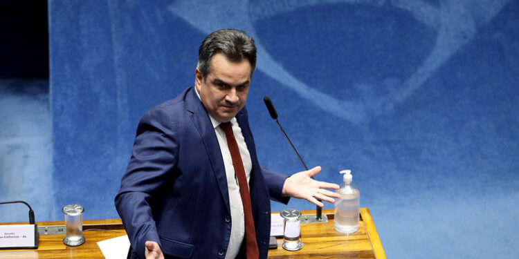 PF encontra mensagens de Vorcaro sobre Ciro Nogueira: ‘Grande amigo de vida’