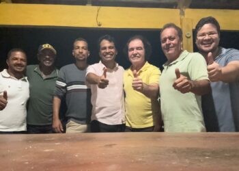 Vereadores se juntam e questionam antecipação da eleição da Mesa Diretora da Câmara de Jaguaquara