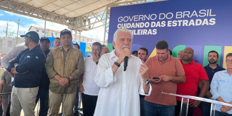 Em Jequié, Jaques Wagner diz que chapa governista para 2026 está definida e demonstra confiança em Lula