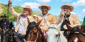 Jerônimo Rodrigues cumpre agenda em Milagres neste domingo e participa da Festa dos Vaqueiros