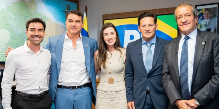 Marabá aparece ao lado de João Roma, em meio às articulações de Zé Cocá para que prefeito apoie ACM Neto