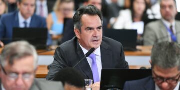 PF cumpre mandados contra Ciro Nogueira em nova fase de operação do caso Master