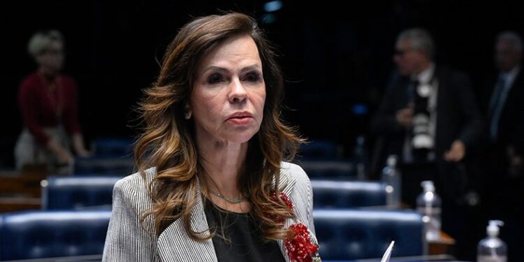 Senado aprova novo piso salarial dos professores em R$ 5,1 mil para 2026