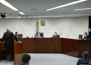 STF confirma prisão preventiva de pai e primo de Daniel Vorcaro