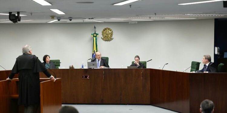 STF confirma prisão preventiva de pai e primo de Daniel Vorcaro