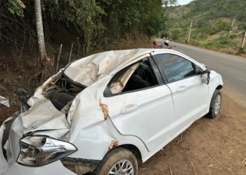 Motorista fica ferido após capotamento na BR-420 entre Jiquiriçá e Mutuípe