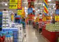 Governo regulamenta trabalho no comércio durante feriados; supermercados dependerão de acordo coletivo