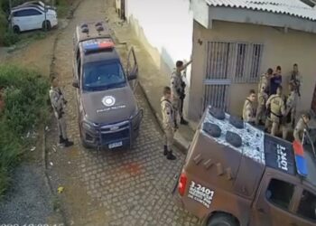 Vídeo de abordagem policial em Ipiaú repercute nas redes sociais e PM abre investigação
