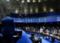 Senado aprova novas regras para o frete rodoviário e retira piso salarial de R$ 5 mil para caminhoneiros