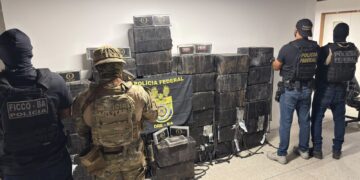 Cerca de 1 tonelada de cocaína é apreendida no Porto de Salvador; nove suspeitos são presos