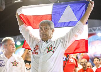 Jerônimo larga como favorito em eleição acirrada que pode ser liquidada no 1º turno