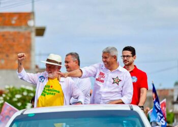 Jerônimo abre em Tucano primeira carreata da campanha no interior da Bahia