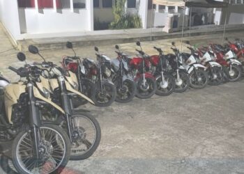 PM apreende 15 motos e paredão durante operação em Jaguaquara