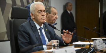 Mensagens da PF mostram Vorcaro chamando Otto Alencar de “conselheiro” e “comandante”