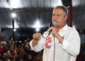 Rui Costa acusa João Roma de esconder Flávio Bolsonaro na propaganda eleitoral
