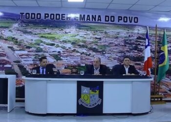 Jucelino não disputa reeleição, diz que não foi reconhecido e Liro da Vila é eleito presidente da Câmara de Itaquara